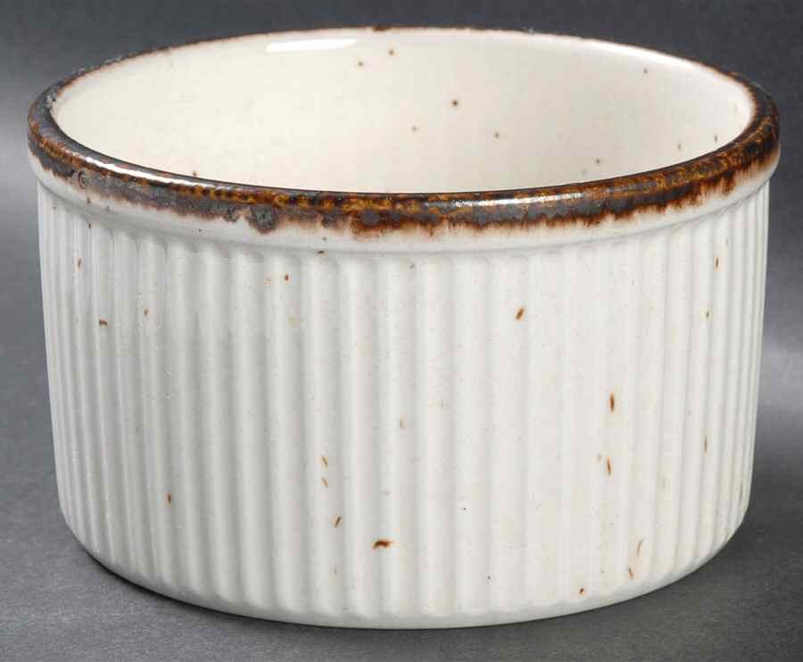 Desert Sand 3" Souffle by Johnson Brothers-1