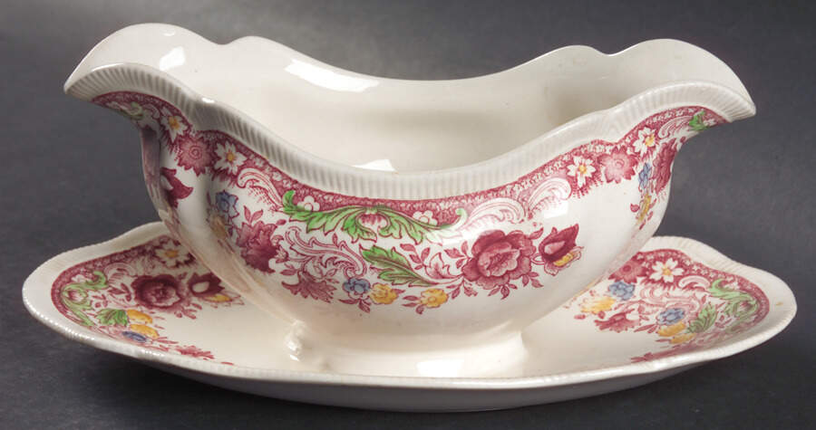 Dorchester Gravy Boat with Attached Underplate by Johnson Brothers-1