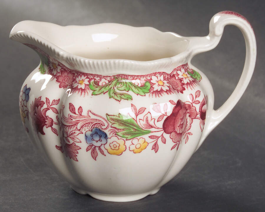 Dorchester Creamer by Johnson Brothers-1