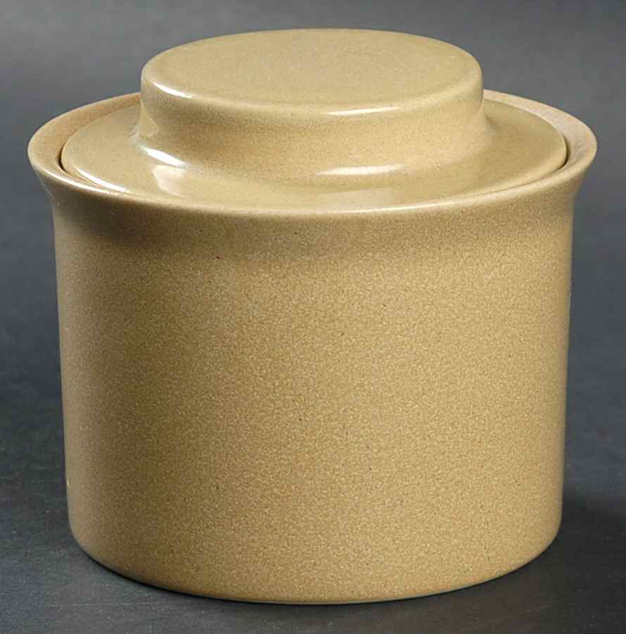 Dorado (Beige Orange) Sugar Bowl & Lid by Johnson Brothers-1
