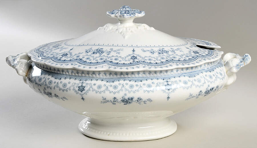 Dorothy (Blue Transfer, No Trim) Oval Covered Vegetable by Johnson Brothers-1