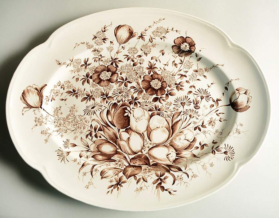 Dover Brown 15" Oval Serving Platter by Johnson Brothers-1