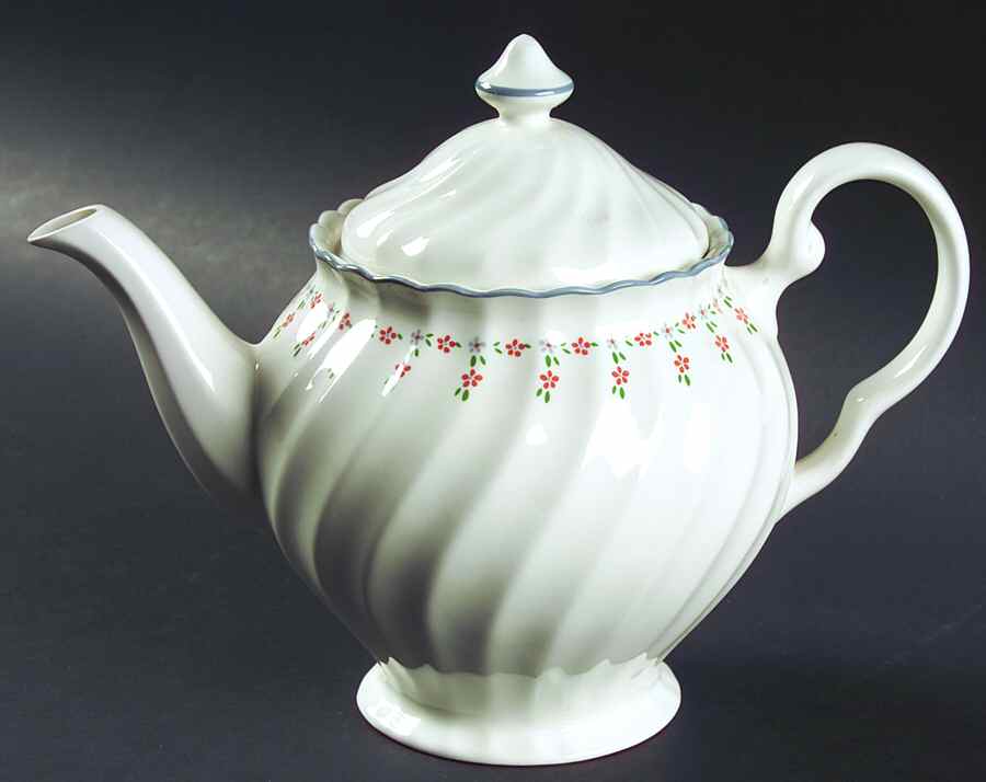Dreamland Teapot & Lid by Johnson Brothers-1