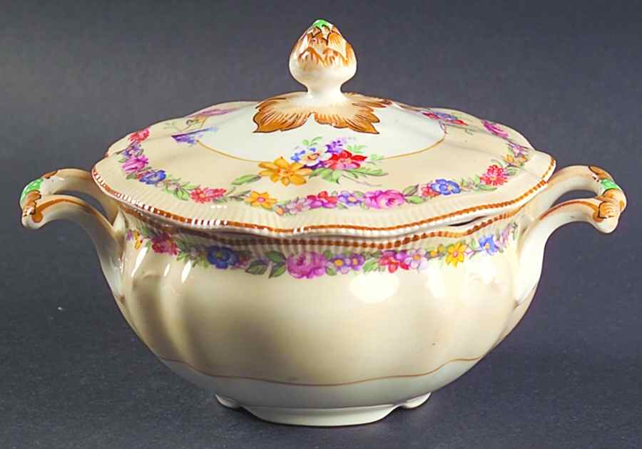 Dubarry Sugar Bowl & Lid by Johnson Brothers-1