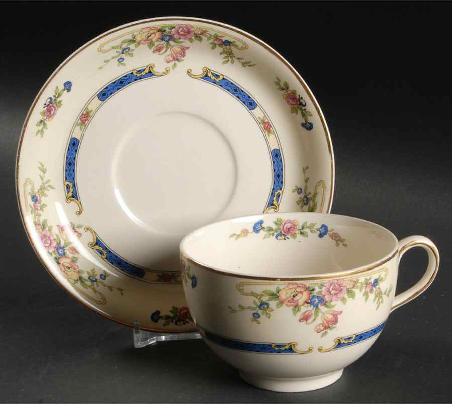 Eastbourne (Pareek) Oversized Cup & Saucer Set by Johnson Brothers-1
