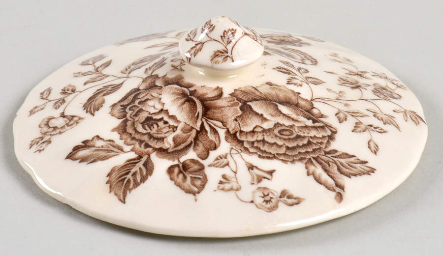Elizabeth Brown Lid for Sugar Bowl by Johnson Brothers-1