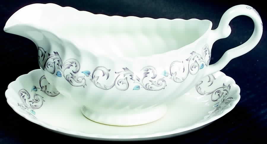 Encore Gravy Boat & Underplate/Relish by Johnson Brothers-1