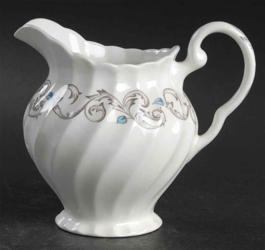 Encore Creamer by Johnson Brothers-1