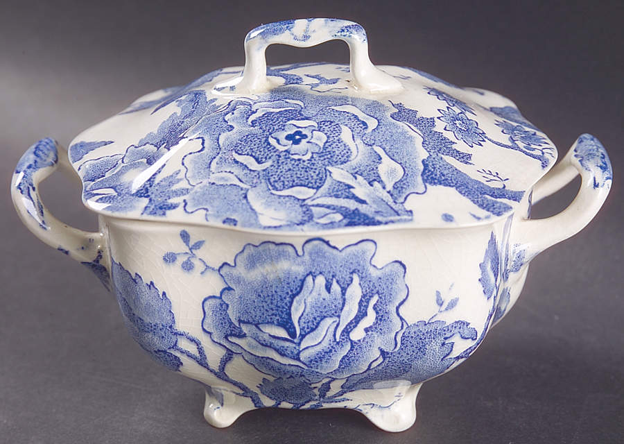 English Chippendale Blue Sugar Bowl & Lid by Johnson Brothers-1