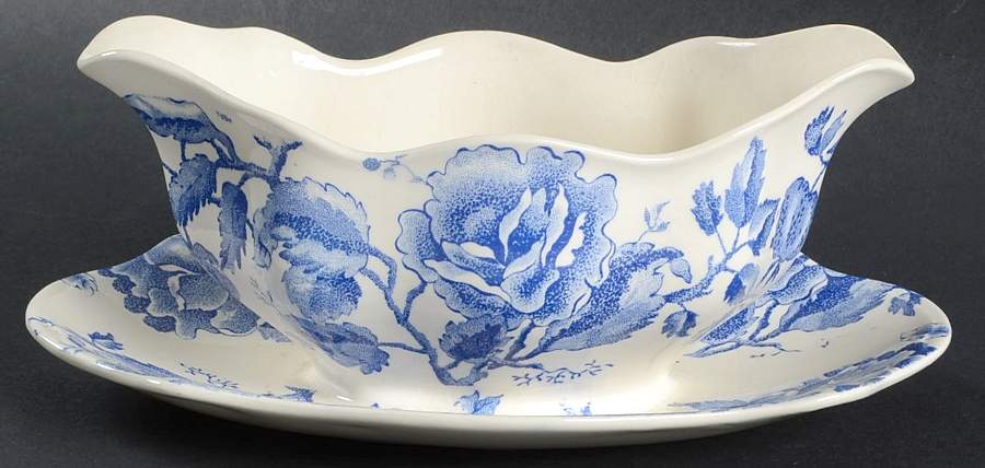 English Chippendale Blue Gravy Boat with Attached Underplate by Johnson Brothers-1