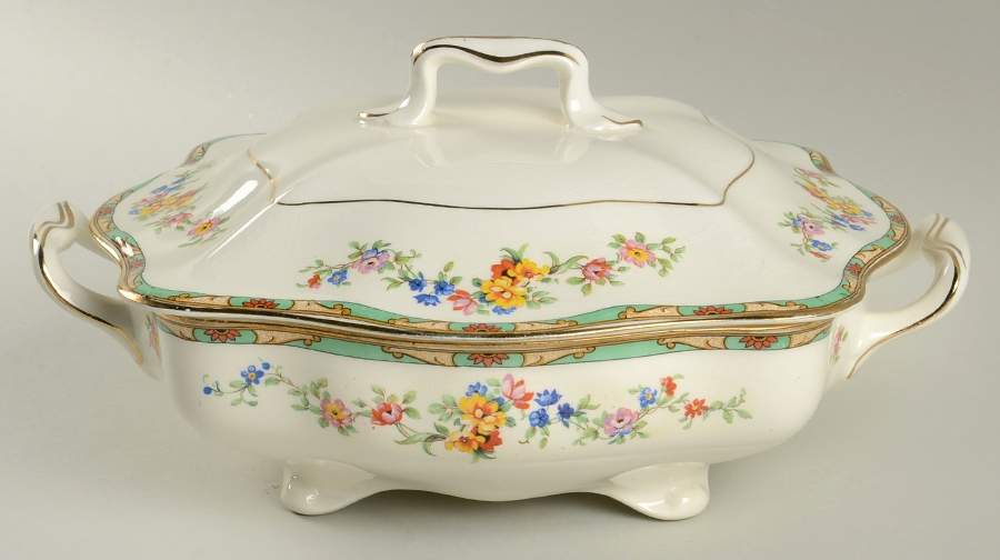 Enfield Round Covered Vegetable by Johnson Brothers-1