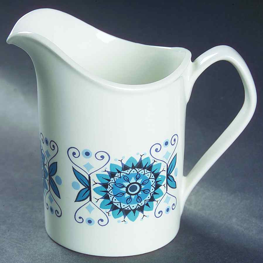 Engadine Creamer by Johnson Brothers-1