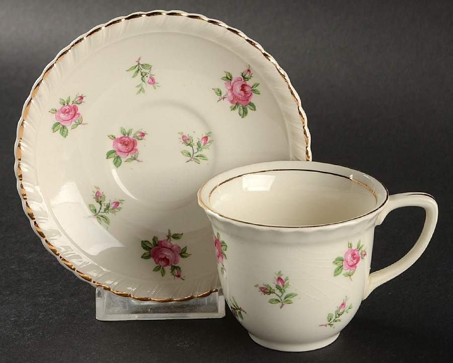 English Rose (Old English, Pink Roses) Flat Demitasse Cup & Saucer Set by Johnson Brothers-1