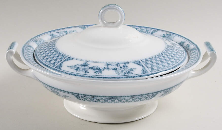 The Exeter Round Covered Vegetable by Johnson Brothers-1