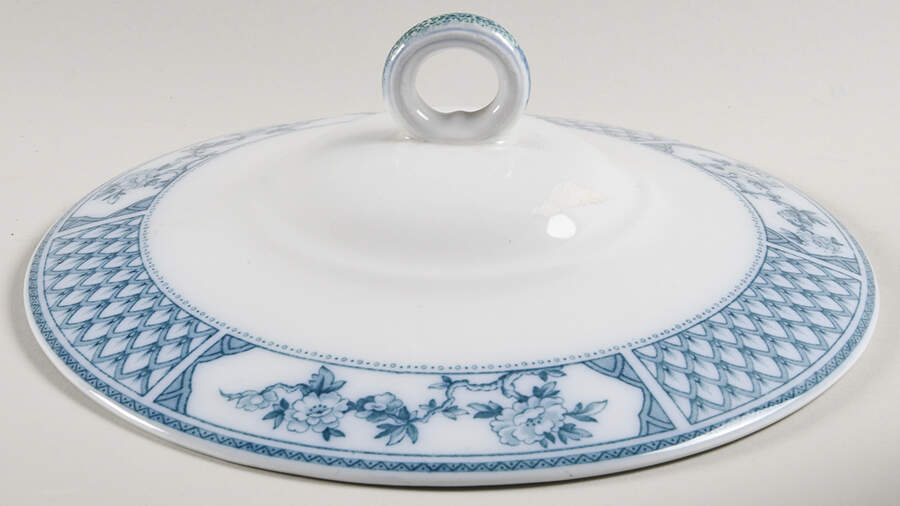 The Exeter Lid for Round Vegetable by Johnson Brothers-1