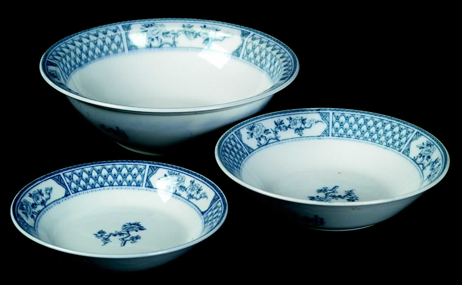 The Exeter 7" Round Vegetable Bowl by Johnson Brothers-1