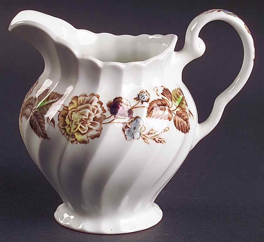Fairwood Creamer by Johnson Brothers-1