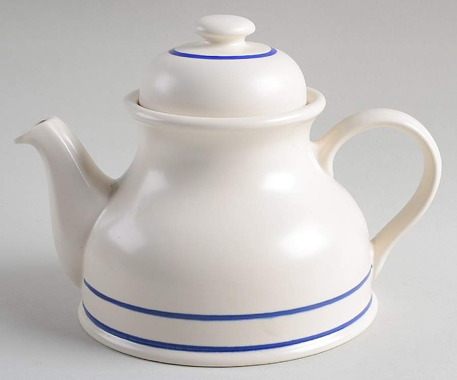 Finlandia Blue Teapot & Lid by Johnson Brothers-1