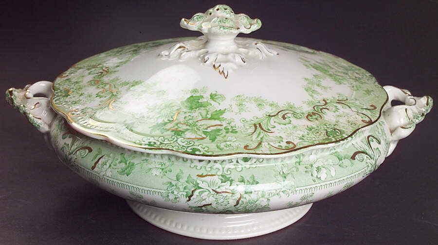 The Florentine Green (Gold Trim) Round Covered Vegetable by Johnson Brothers-1