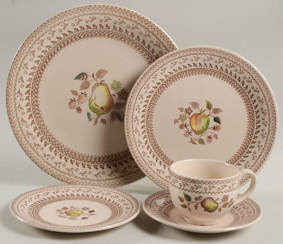 Fruit Sampler (Older) 5 Piece Place Setting by Johnson Brothers-1