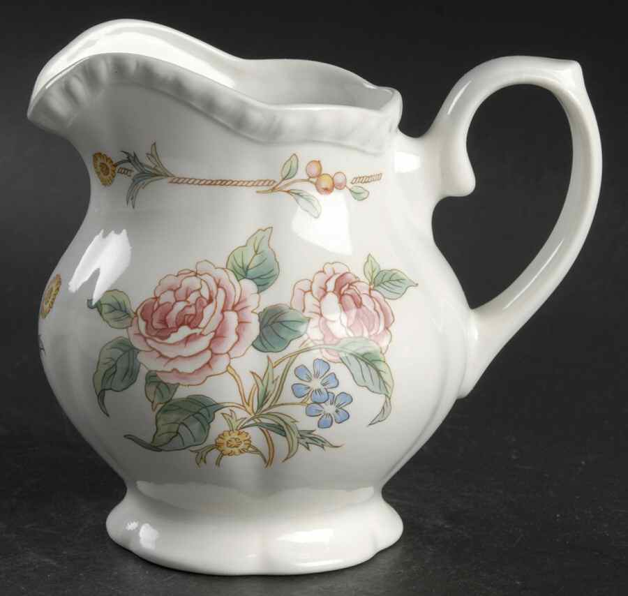 Garden Party Creamer by Johnson Brothers-1