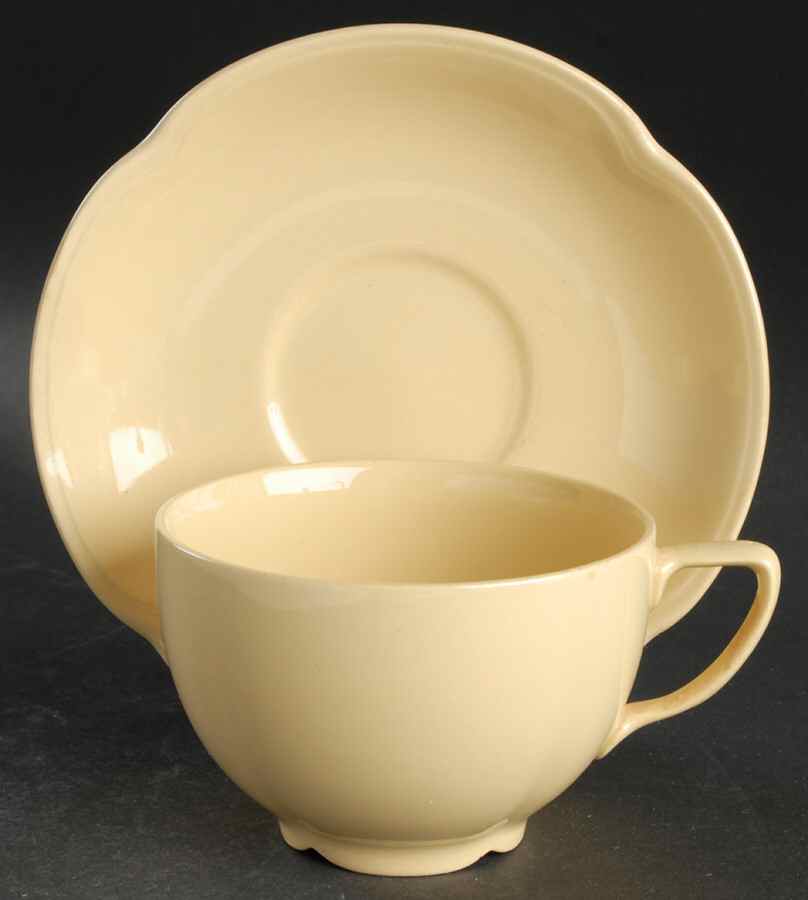 Goldendawn Oversized Cup & Saucer Set by Johnson Brothers-1