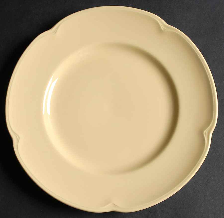 Goldendawn Luncheon Plate by Johnson Brothers-1