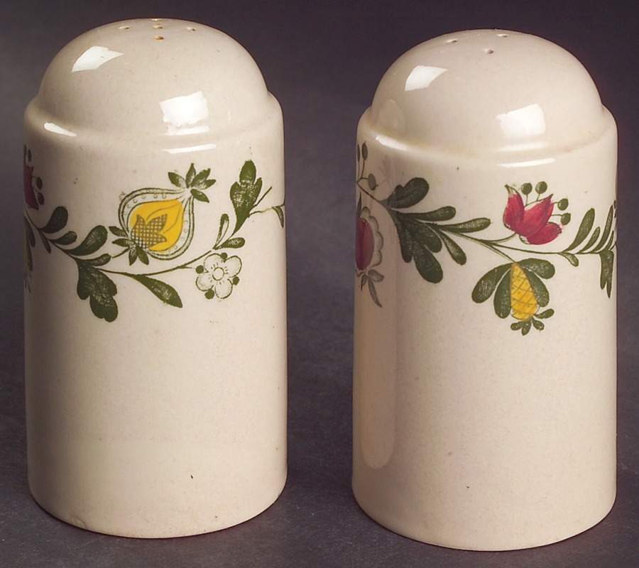 Gretchen Green Salt & Pepper Set by Johnson Brothers-1