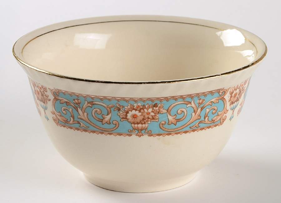 Hampton Cranberry Bowl by Johnson Brothers-1