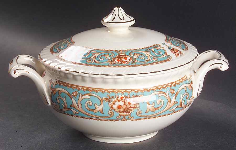 Hampton Sugar Bowl & Lid by Johnson Brothers-1