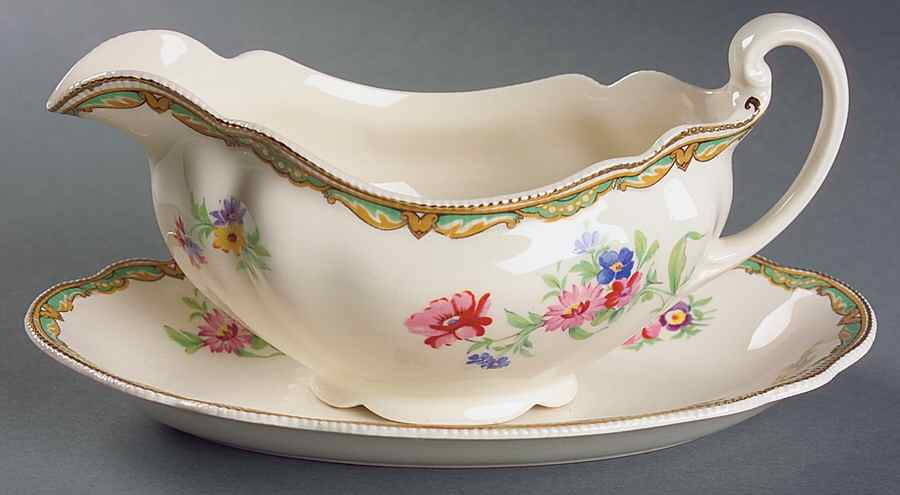 Hanford Gravy Boat & Underplate by Johnson Brothers-1