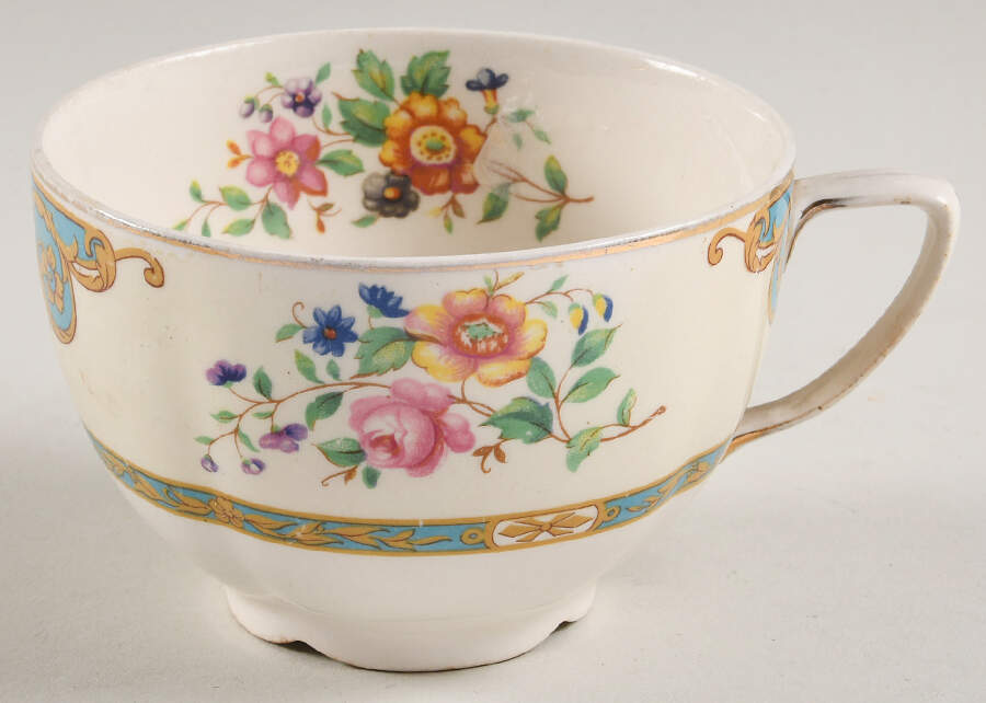 Harcourt Oversized Cup by Johnson Brothers-1