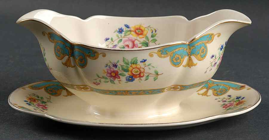 Harcourt Gravy Boat with Attached Underplate by Johnson Brothers-1
