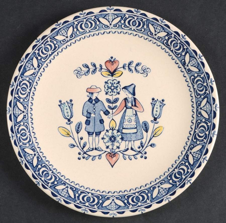 Hearts & Flowers Smooth Dessert/Pie Plate by Johnson Brothers-1
