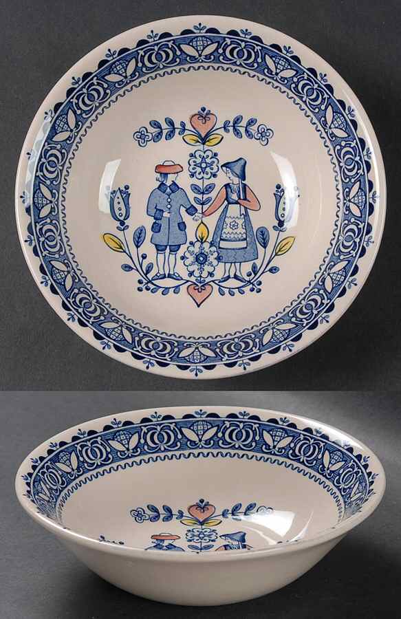 Hearts & Flowers Smooth Coupe Cereal Bowl by Johnson Brothers-1