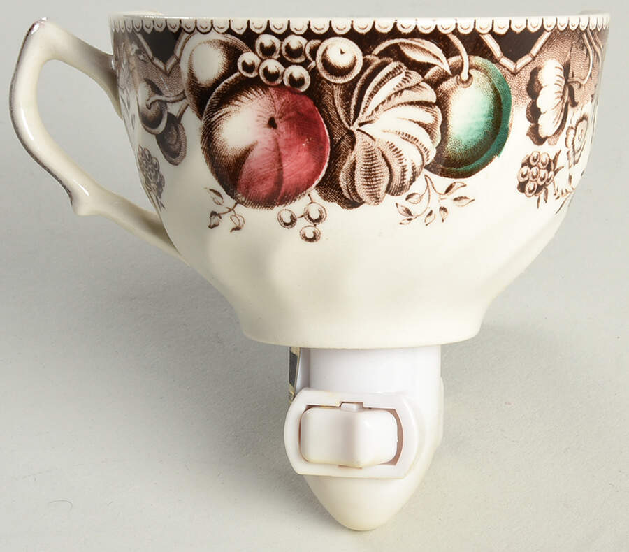 His Majesty (Made in England) 1 5/8" + cup (H) Night Light/Cup HC by Johnson Brothers-1