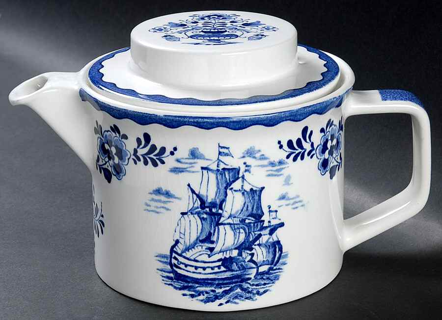 Holland Blue Scenes Teapot & Lid by Johnson Brothers-1