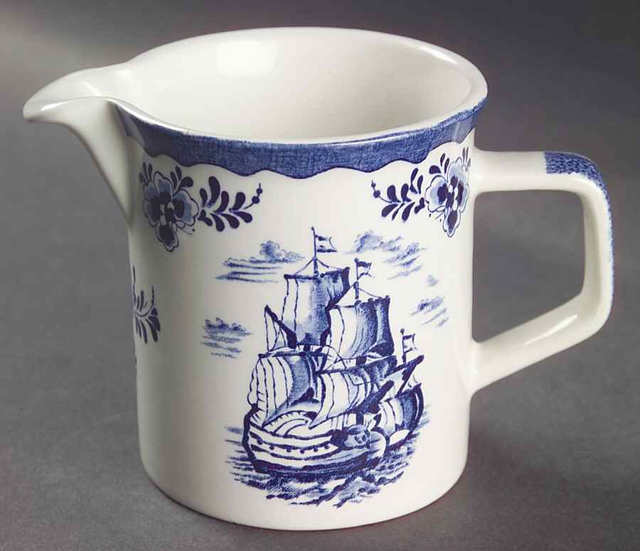 Holland Blue Scenes Creamer by Johnson Brothers-1
