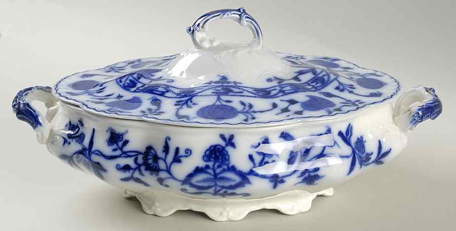 Holland (Flow Blue) Oval Covered Vegetable by Johnson Brothers-1