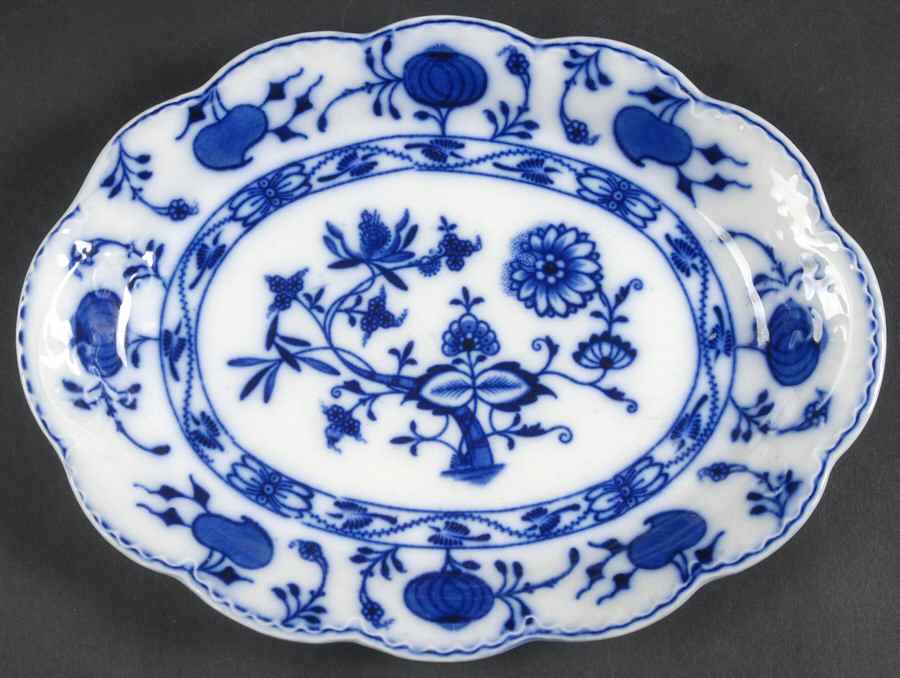 Holland (Flow Blue) 10" Oval Serving Platter by Johnson Brothers-1