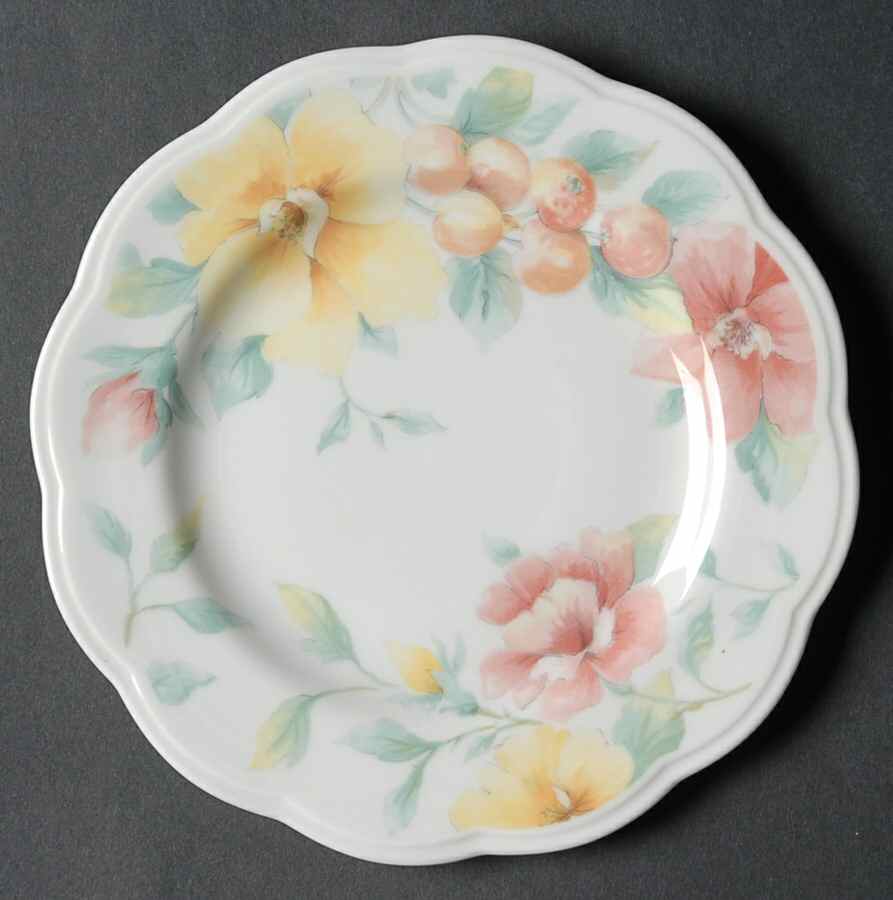 Hyde Park (Scalloped) Bread & Butter Plate by Johnson Brothers-1
