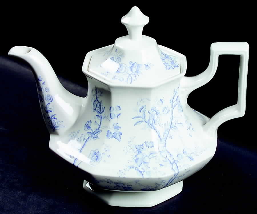 Hyde Park Blue (Heritage) Teapot & Lid by Johnson Brothers-1