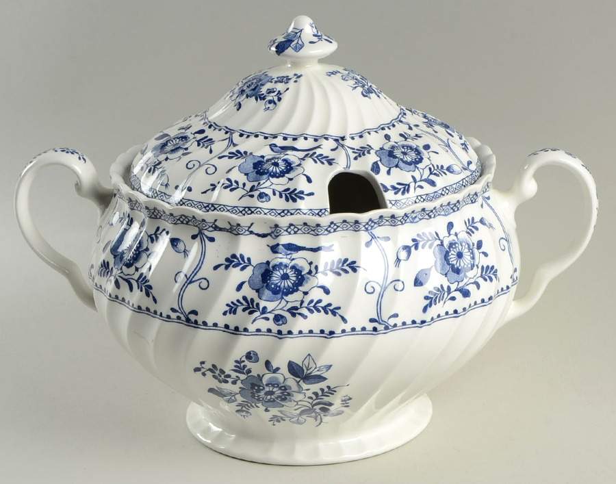 Indies Blue Tureen &  Lid by Johnson Brothers-1