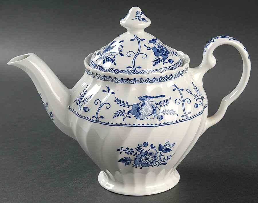 Indies Blue Mini Teapot & Lid by Johnson Brothers-1