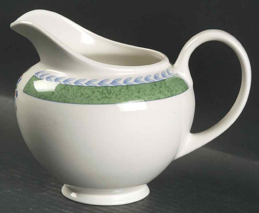 Jardiniere Green 32 Oz Pitcher by Johnson Brothers-1