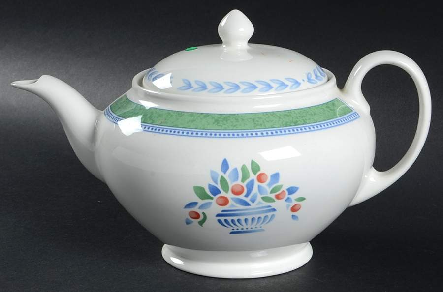 Jardiniere Green Teapot & Lid by Johnson Brothers-1