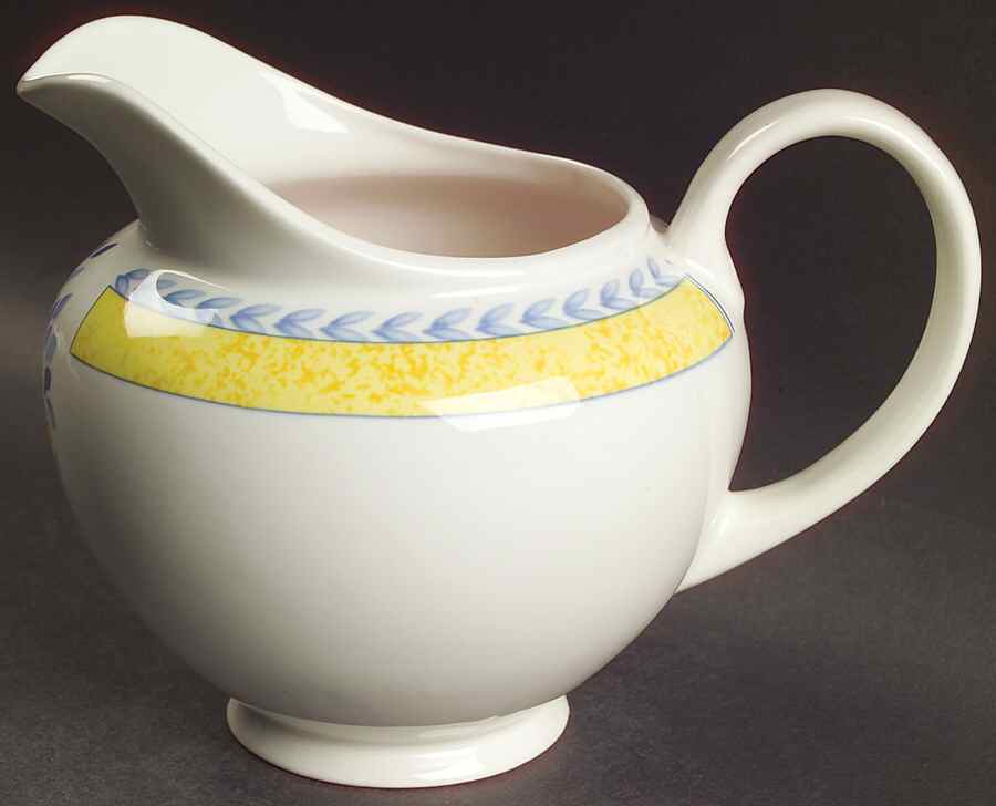 Jardiniere Yellow 24 Oz Pitcher by Johnson Brothers-1