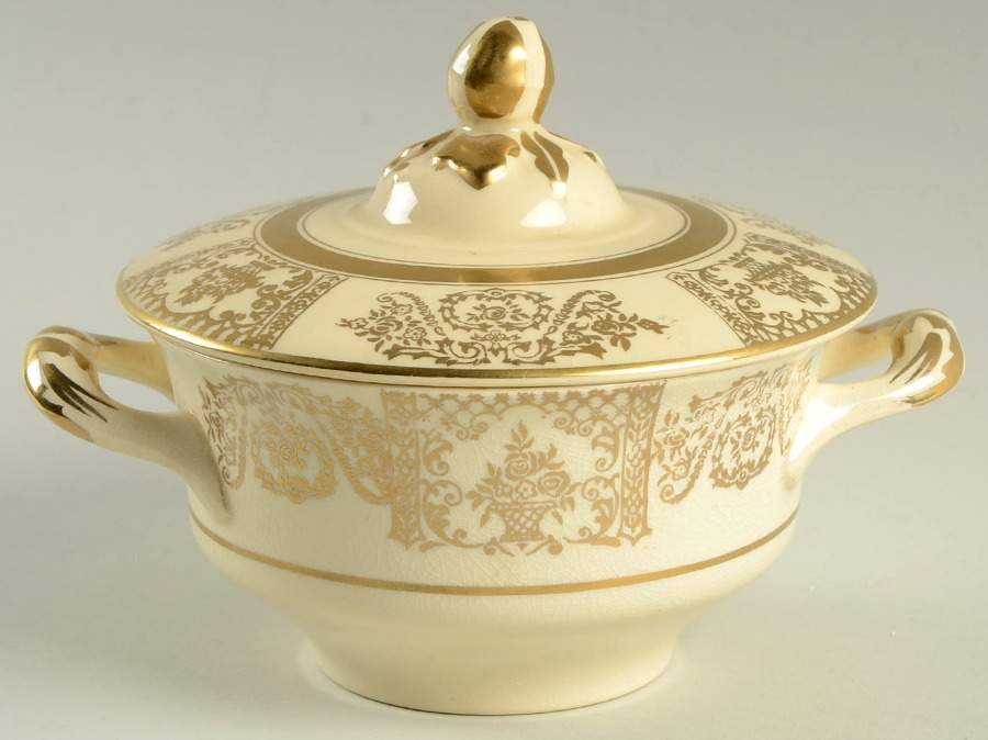 JB10 (Gold) Sugar Bowl & Lid by Johnson Brothers-1