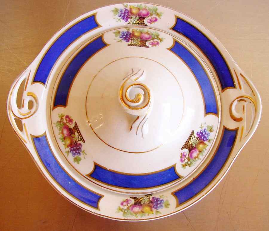 JB102 Sugar Bowl & Lid by Johnson Brothers-1