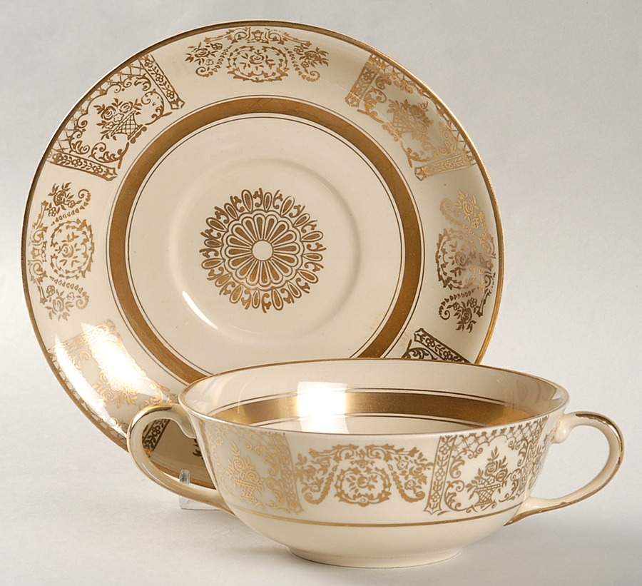 JB13 Flat Cream Soup Bowl & Saucer Set by Johnson Brothers-1
